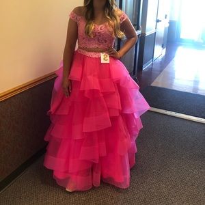 Ellie Wilde Size 10 Prom dress!!